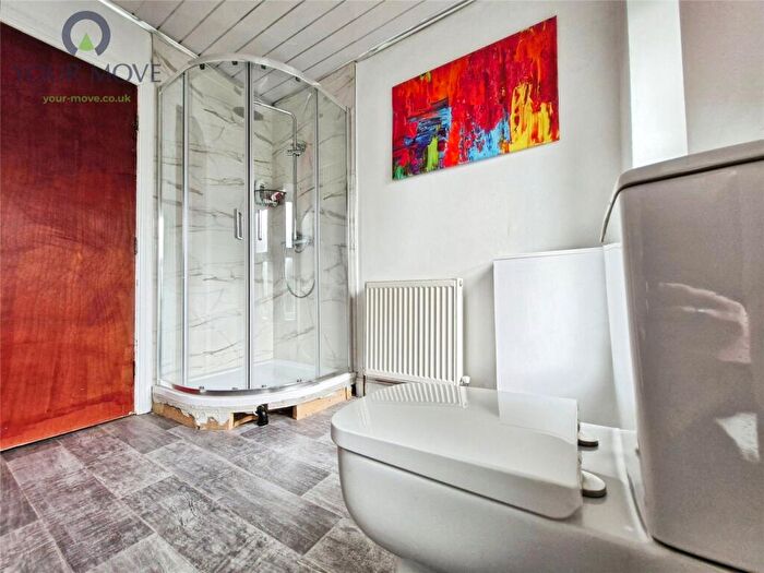 1 Bedroom Semi-Detached House To Rent In Skipton Road, Keighley, West Yorkshire, BD21