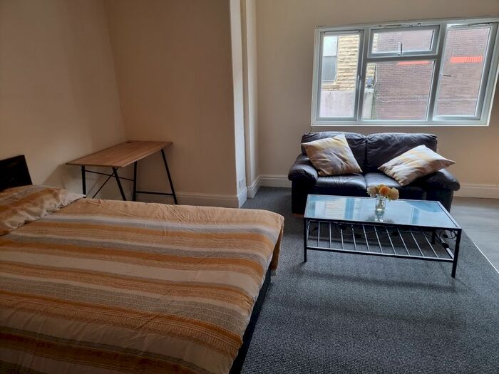 Studio To Rent In Foxhall Road, Blackpool, FY1