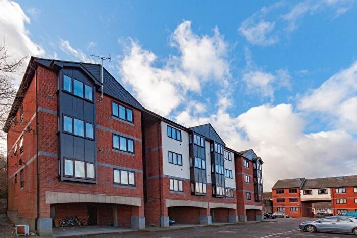 1 Bedroom Apartment To Rent In Cameron Court, Banbury, OX16