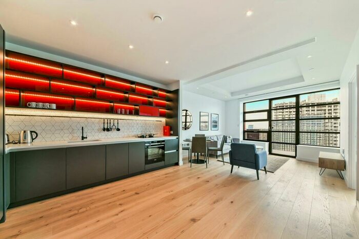 1 Bedroom Apartment To Rent In Defoe House, London City Island, London, E14