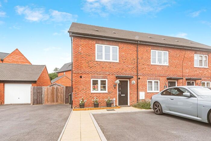 2 Bedroom End Of Terrace House For Sale In Haywain Walk, Basingstoke, RG23