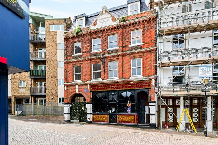 3 Bedroom Apartment To Rent In Rendezvous Street, Folkestone, CT20