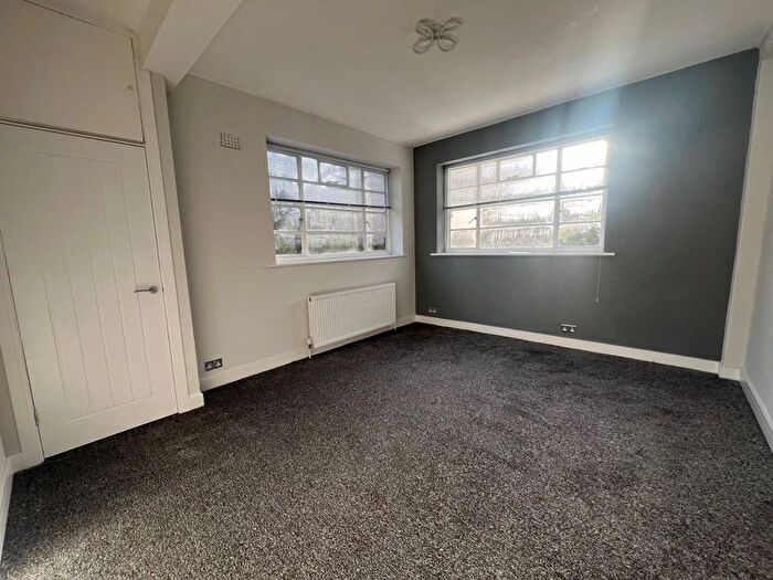 1 Bedroom Flat To Rent In Granville Court, Jesmond, Newcastle Upon Tyne, NE2