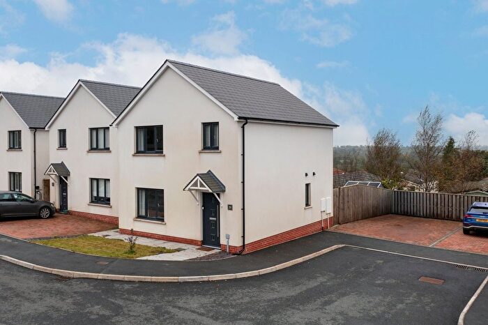 3 Bedroom Detached House For Sale In Meadow Gardens, Kilgetty, SA68