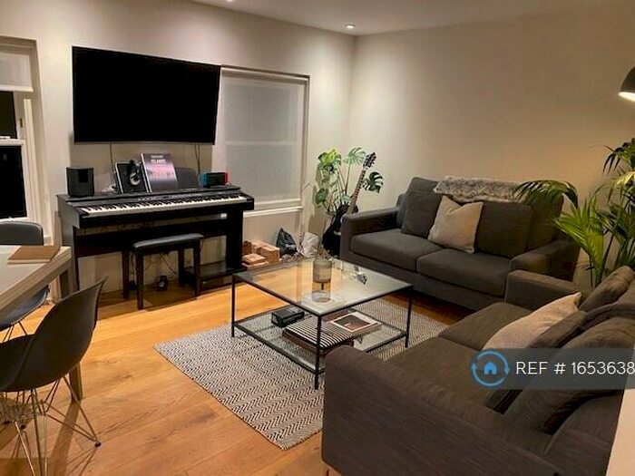 2 Bedroom Flat To Rent In Victoria Road, Sutton, SM1