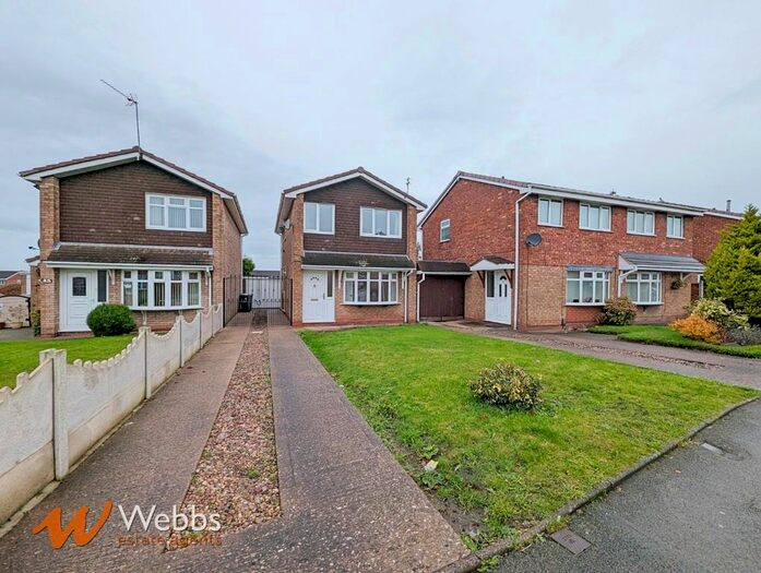 3 Bedroom Detached House To Rent In Granbourne Road, Bentley, Walsall, WS2