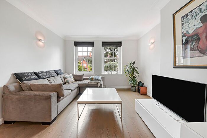 1 Bedroom Flat To Rent In Greenhill, Prince Arthur Road, NW3