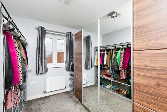 3 Bedroom Terraced House For Sale In Cape Court, Derby, DE24