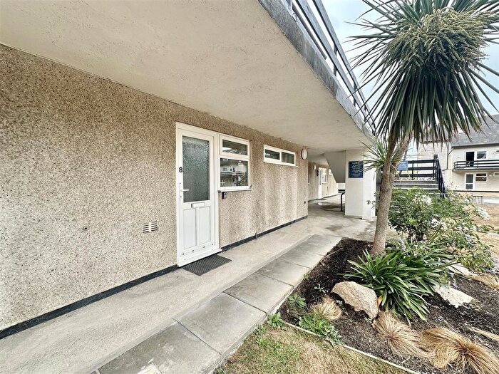 2 Bedroom Flat To Rent In Ventonvaise, Atlantic Bay Flats, St Pirans Road, TR6