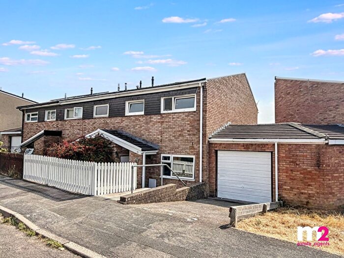 3 Bedroom Terraced House For Sale In Dan Y Deri, Abergavenny, NP7
