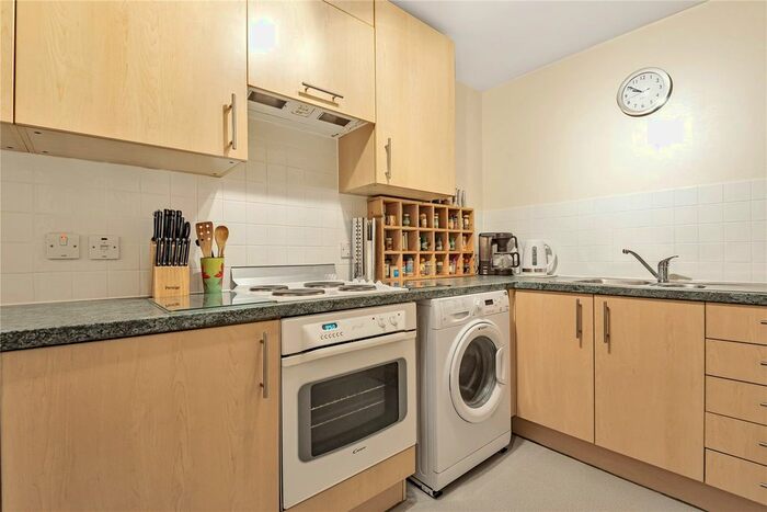 1 Bedroom Flat To Rent In Green Park Mayfair, Mayfair London, W1J