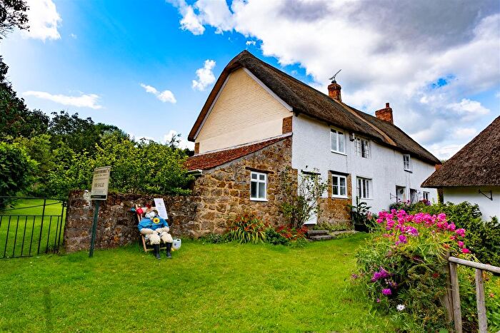 2 Bedroom End Of Terrace House For Sale In Barrington, Ilminster, TA19