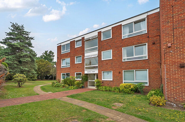 2 Bedroom Apartment For Sale In Rodwell Court, Hersham Road, Walton-On-Thames, KT12