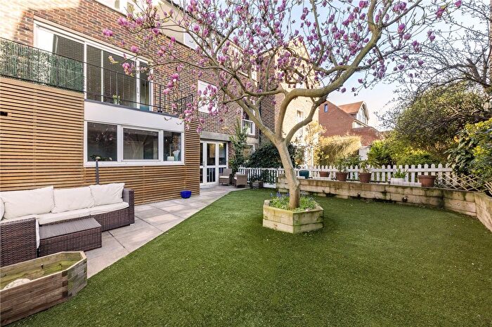 3 Bedroom Terraced House For Sale In Chiswick Staithe, Hartington Road, London, W4