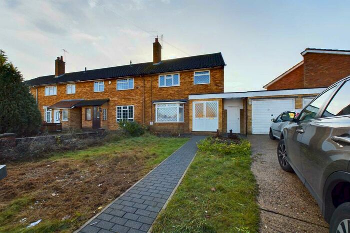 3 Bedroom Semi-Detached House To Rent In Brickmakers Lane, Hemel Hempstead, Unfurnished, Available Now*, HP3