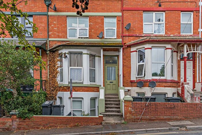 1 Bedroom Flat For Sale In Hermosa Road, Teignmouth, TQ14