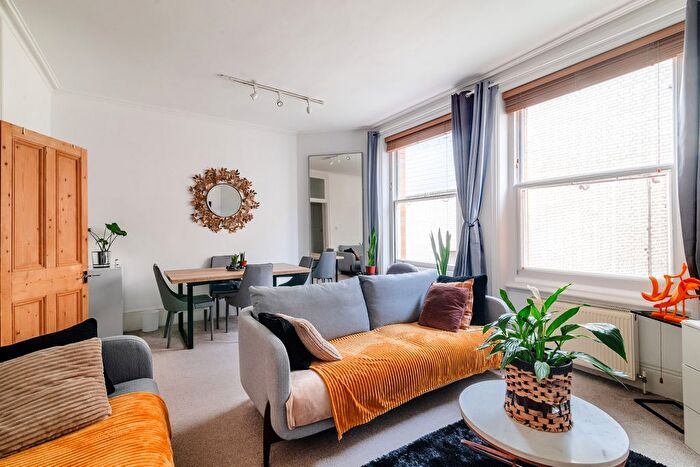 2 Bedroom Flat To Rent In Charing Cross Road, London, WC2H