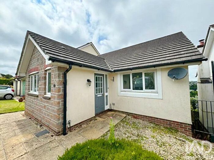 4 Bedroom Detached House For Sale In Tinney Drive, Truro, TR1