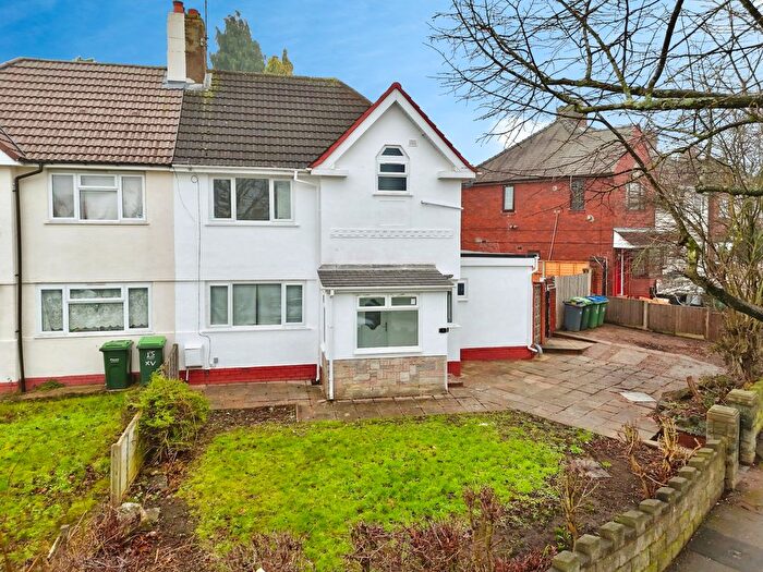 3 Bedroom Semi Detached House For Sale In Booth Road, Wednesbury, Wednesbury, WS10