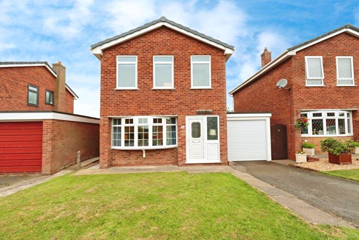 3 Bedroom Detached House For Sale In Poynton Road, Shawbury, Shrewsbury, SY4
