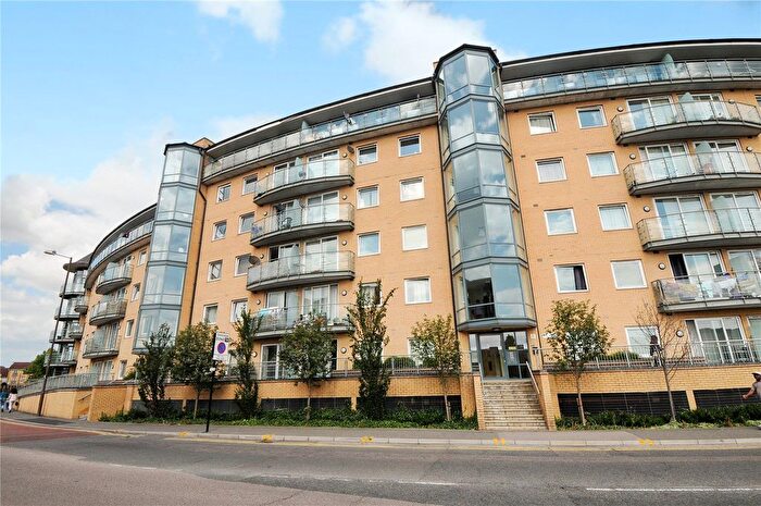 2 Bedroom Flat To Rent In Berberis House, Feltham, TW13