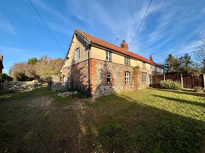 3 Bedroom Semi Detached House For Sale In Smallworth Common, Garboldisham, IP22