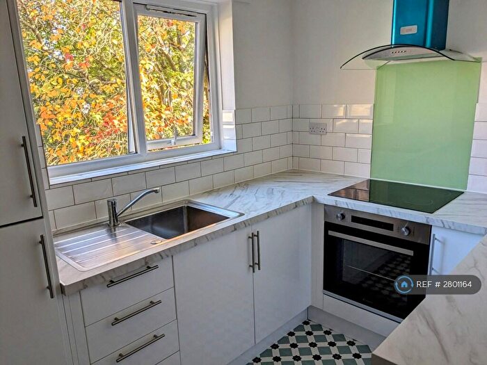 1 Bedroom Flat To Rent In Headford Close, Cambridge, CB5