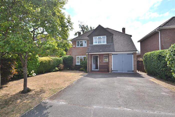 3 Bedroom Detached House For Sale In Cypress Drive, Fleet, GU51