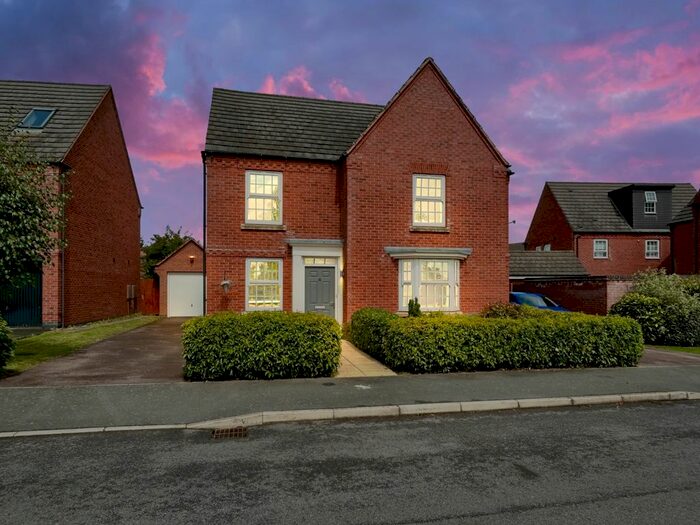 4 Bedroom Detached House For Sale In Chipmunk Way, Newton, Nottingham, NG13