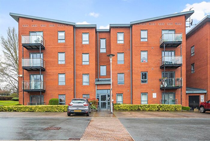 2 Bedroom Apartment To Rent In Bouverie Court, Leeds, LS9