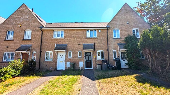 2 Bedroom Terraced House For Sale In Hubbards Close, Uxbridge, Middlesex, UB8