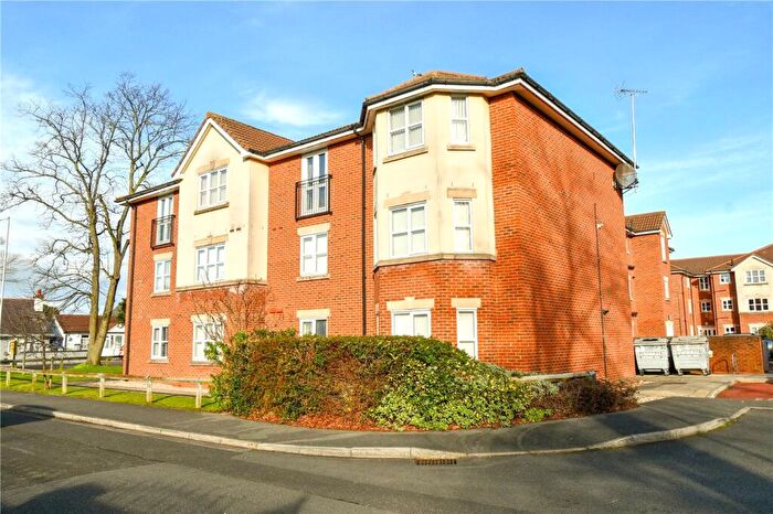 2 Bedroom Flat To Rent In Ladybower Close, Upton, Wirral, CH49