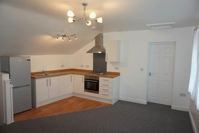 1 Bedroom Flat To Rent In West Bars, Chesterfield, S40