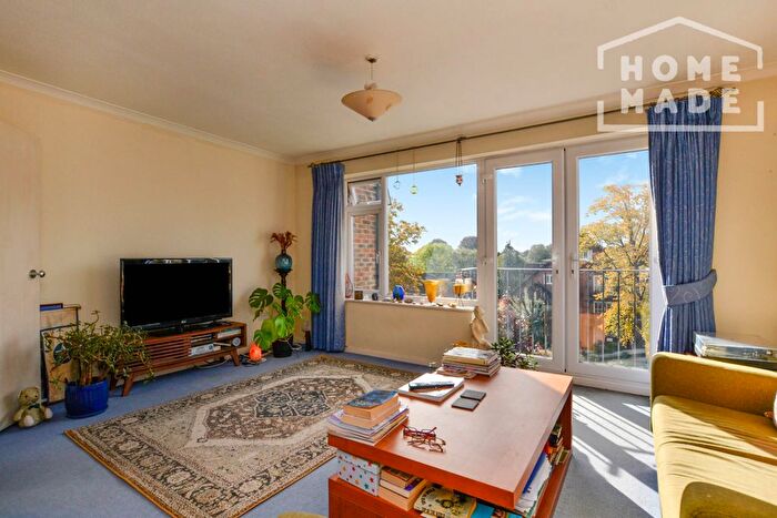 1 Bedroom Flat To Rent In Court Downs Road, Beckenham, BR3