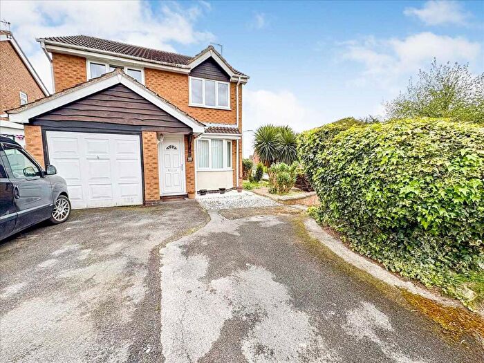 3 Bedroom Semi Detached House To Rent In Hawthorn Drive, Melton Mowbray, Leicester, LE13