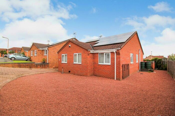 3 Bedroom Detached Bungalow For Sale In Pinfold Gardens, Forest Town, Mansfield, NG19