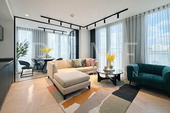 2 Bedroom Flat For Sale In One Crown Place, Sun Street, Shoreditch, EC2A