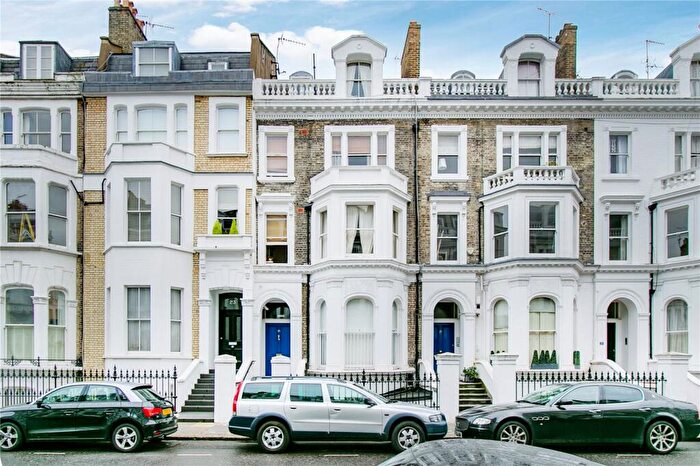 Flat To Rent In Coleherne Road, Earls Court, SW10