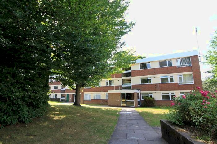2 Bedroom Apartment To Rent In Lloyd Square, Niall Close, Edgbaston, B15