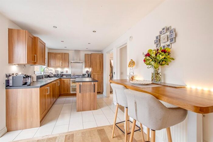 4 Bedroom Detached House For Sale In Turners Field, High Wycombe, HP13