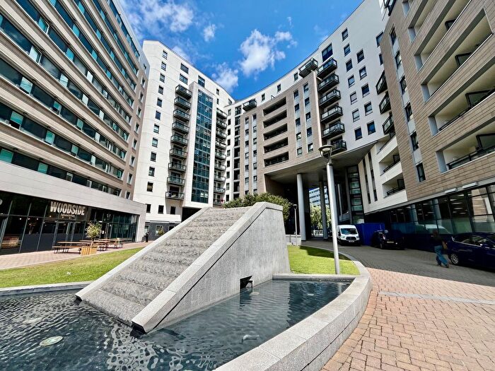 1 Bedroom Flat To Rent In East Street, Leeds, LS9