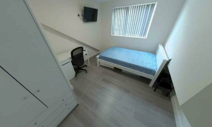 1 Bedroom Terraced House To Rent In St. Georges Road, Coventry, CV1