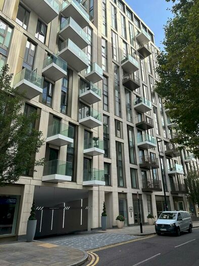 2 Bedroom Apartment To Rent In Ariel House, Vaughan Way, London Docks, E1W