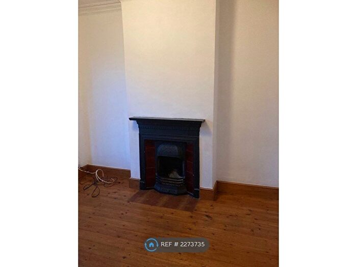 1 Bedroom Maisonette To Rent In South Park Road, London, SW19