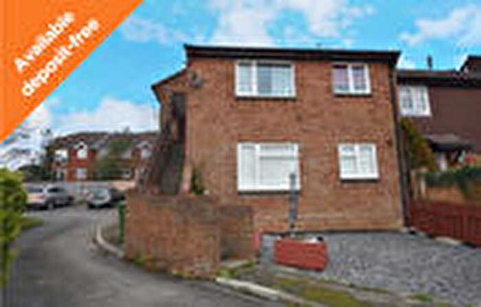 Flat To Rent In Cambrian Close, Bursledon Green, Southampton, Hampshire, SO31