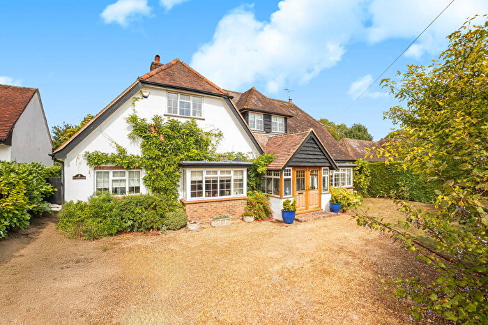 4 Bedroom Detached House For Sale In Edwin Road, West Horsley, Surrey, KT24