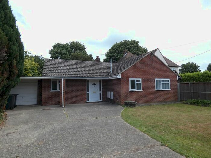 2 Bedroom Detached Bungalow To Rent In The Hill, Littlebourne, Canterbury, CT3