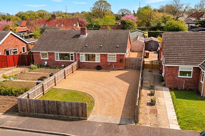 2 Bedroom Semi Detached Bungalow For Sale In Farrow Close, Great Moulton, Norwich, NR15