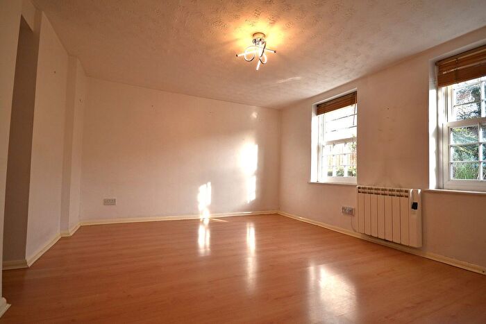 1 Bedroom End Of Terrace House To Rent In London Road, Bishop's Stortford, CM23