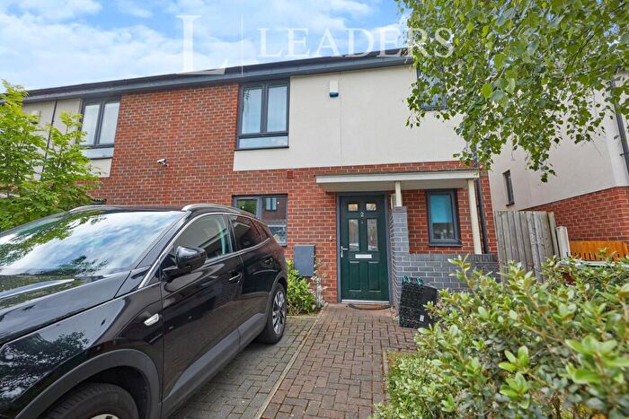 3 Bedroom House To Rent In Blake Close, Nottingham, NG3